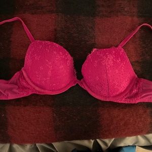 Victoria Secret 32D